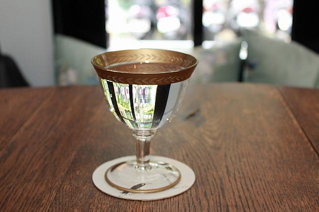 お水を飲むカップもこんなにおしゃれ