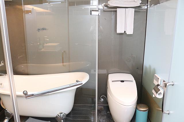 バスタブ付きは、スイート部屋のみ