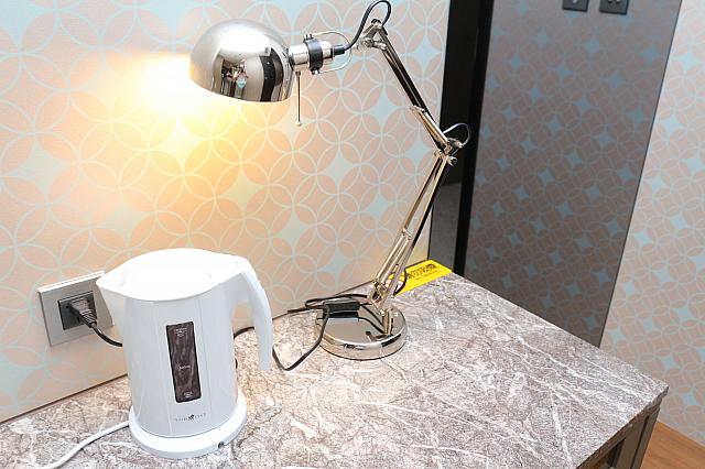 湯沸しポット・スタンドライト