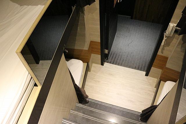 左右に2段ベッド