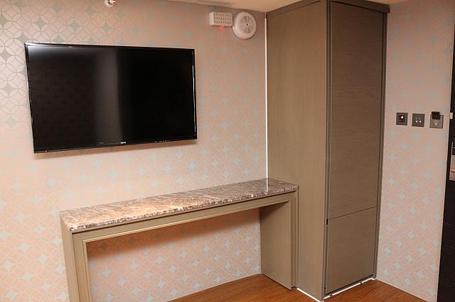 テレビは2台付き！！