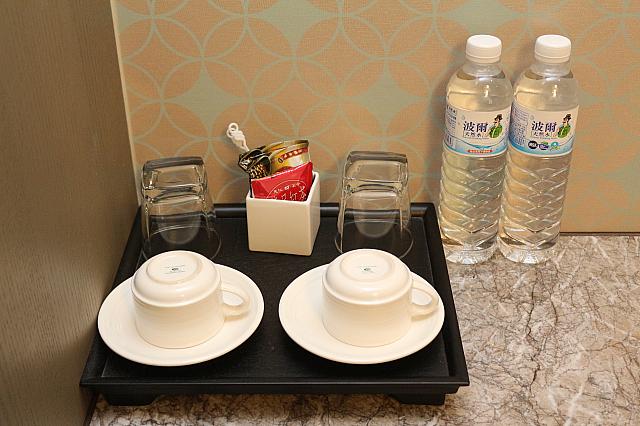 毎日ミネラルウォーターが2本もらえます