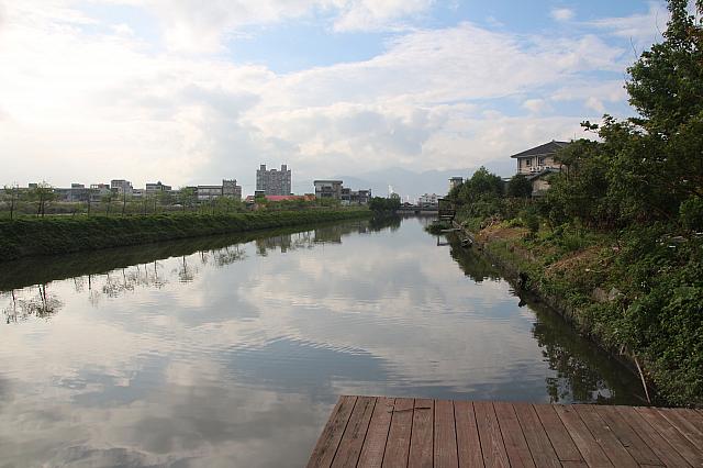 ここは昔よく輸送に使用されていた冬山河です