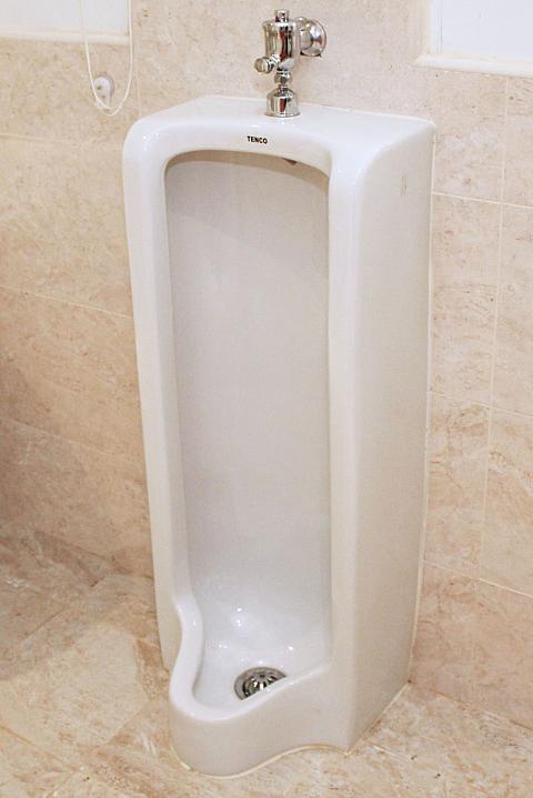 男性用トイレ