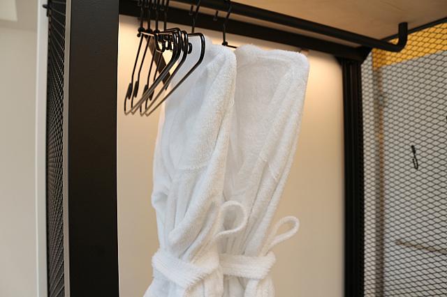 バスローブとハンガー
