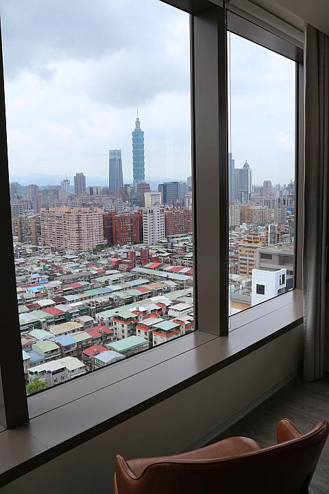 目の前に台北101タワーがばっちり！