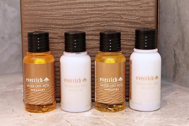 シャンプー、コンディショナー、ボディウォッシュ、ボディミルク