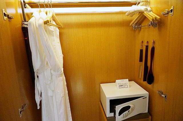 このタイプのお部屋からバスローブが！