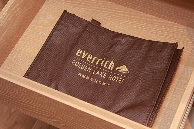 ショッピングバッグ