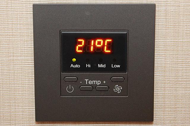 ホテル全体で冷暖房の切り替えをしている空調