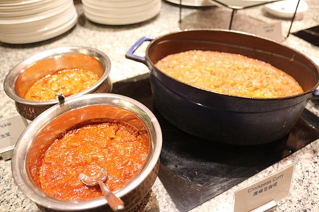 ナビの個人的お薦めは本格インドカレー。目が覚めます