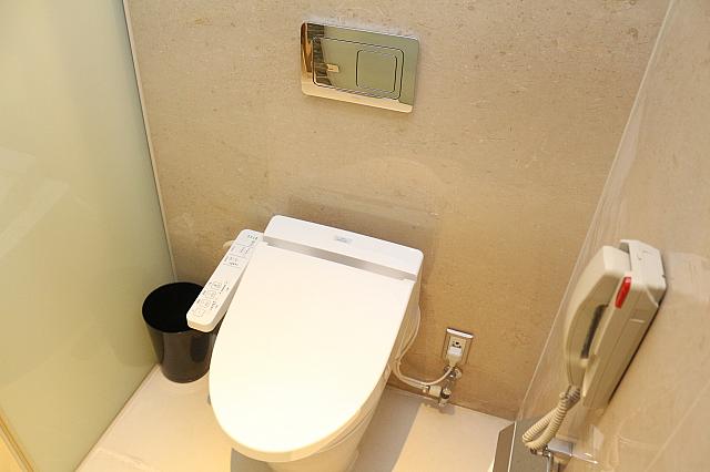 一部の部屋では未設置ですが、今後全室に設置されるウォシュレット。必要な方はご予約時にご希望ください