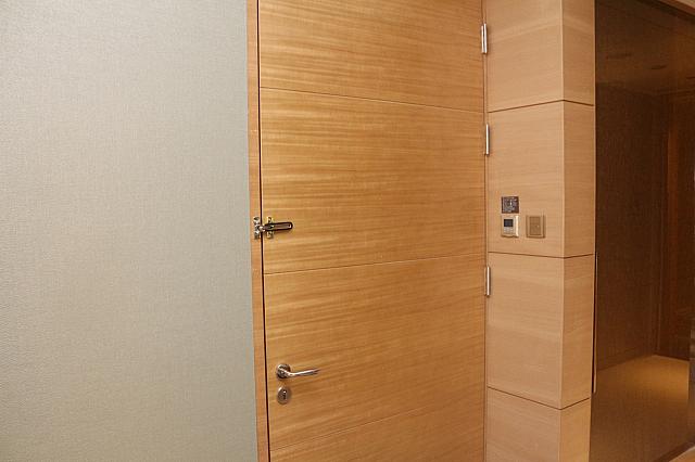 隣の客室と合わせて4人部屋にすることも可能