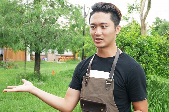 若者の流出が問題となっている美濃でUターンしてきた謝さん。地元では有名人なんだとか