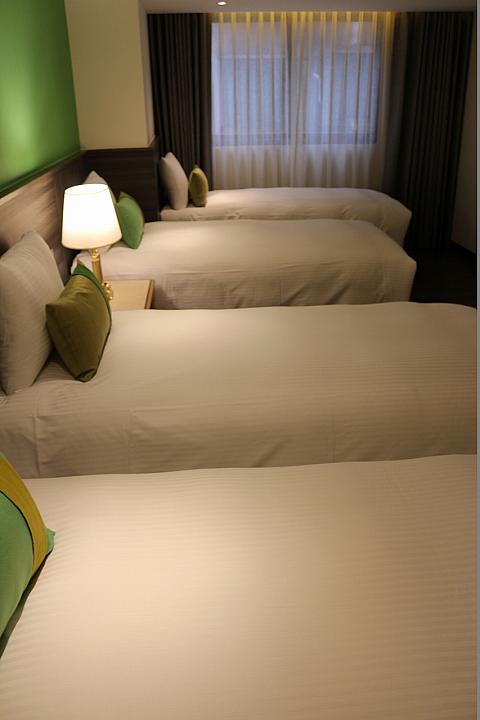 シングルベッド4台の4人部屋はなかなかない！