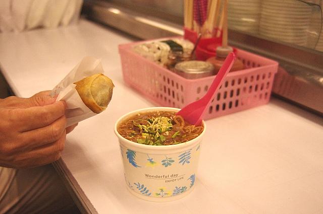 ニラの揚げ春巻きを食べてみました～