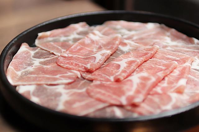 豚肩肉。すっきりした味でヘルシー。野菜と一緒にモリモリ食べたくなります