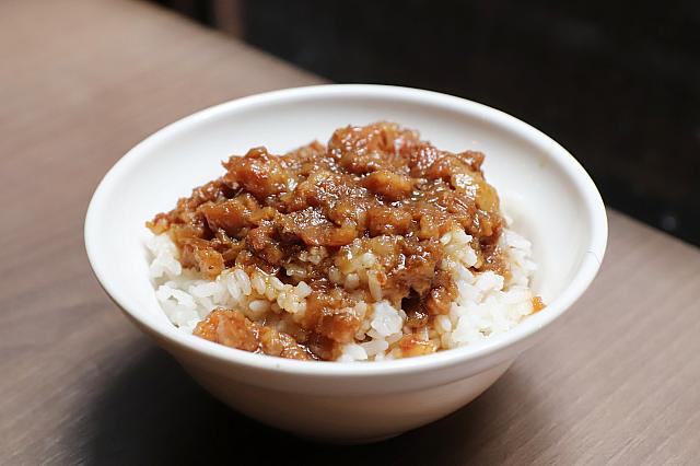 肉味噌感の強い南部風のお味。これだけでも十分満足感が得られます