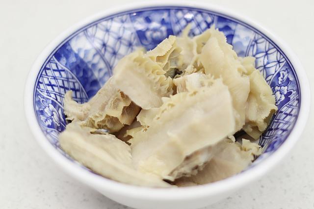 蜂巢牛肚(ハチノス)