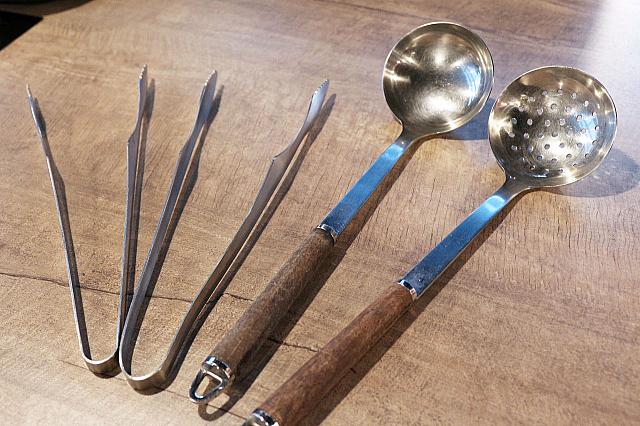 トングやお玉、穴杓子