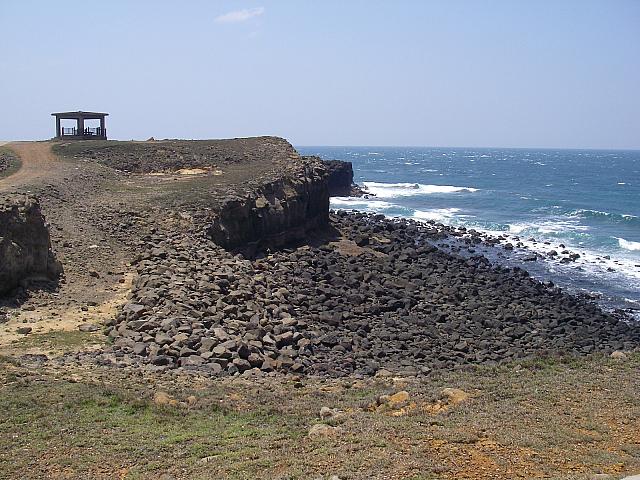 海を見下ろす高台です