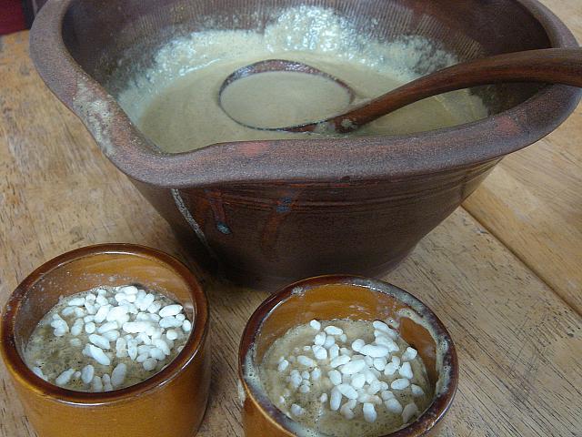 すり鉢で作るお茶、擂茶(レイチャー)に挑戦！楽しい思い出ができること間違いなし！