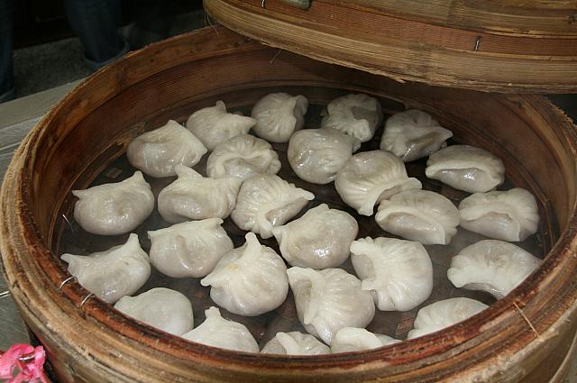 水晶餃は18元、シャキシャキのクワイが入っています　