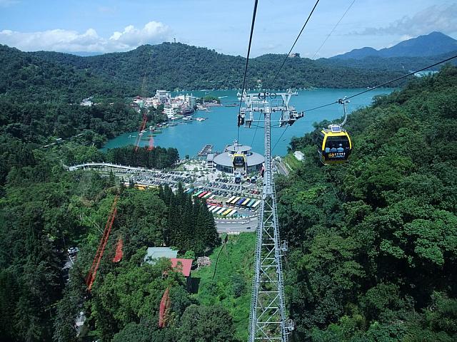 日月潭にはキレイな景色だけでなく、おいしい小吃がいっばい！