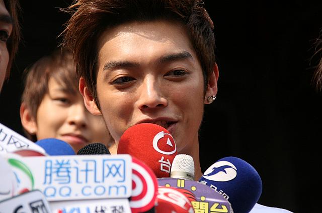 台湾のいい所をどんどん紹介して、韓国の人達にも来てもらわないと！