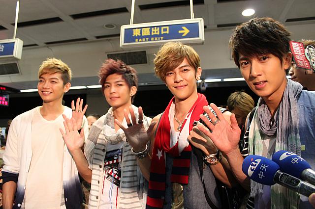 ウーズンがナビに気付いてカメラ目線くれました！