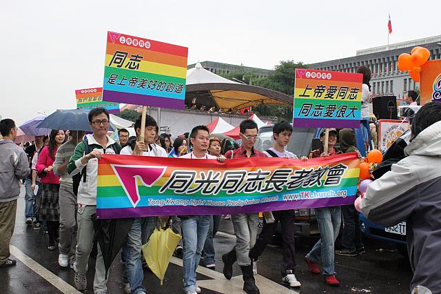 パレード開始！！今年は3万人を越えました！