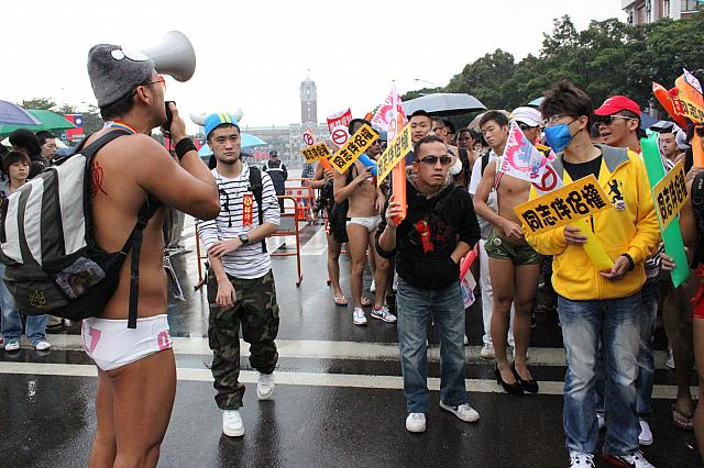 みんなをまとめるのも大変です