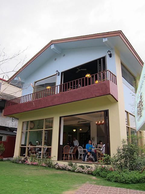 開放的な素敵なカフェでしょ？