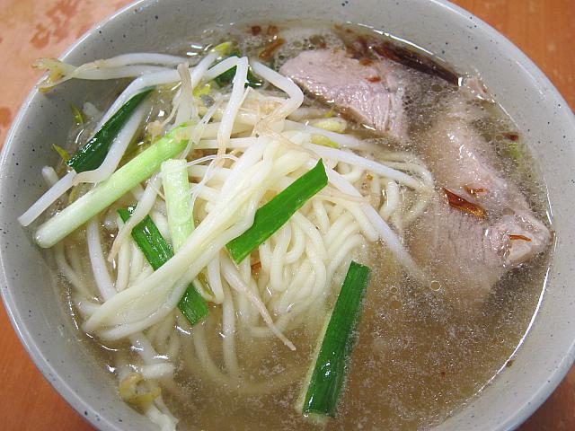 麺を注文したら、肉はいるか？と聞かれ、いる～と言ったら・・・