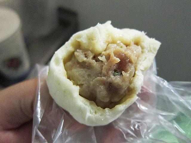 お肉のおいしさが詰まっていて、行列も納得のおいしさ～～～