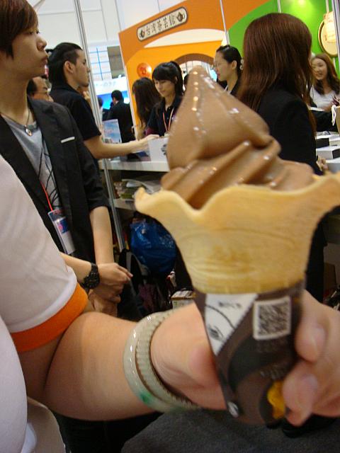 大人気のベルギーチョコソフト（200円）でした！