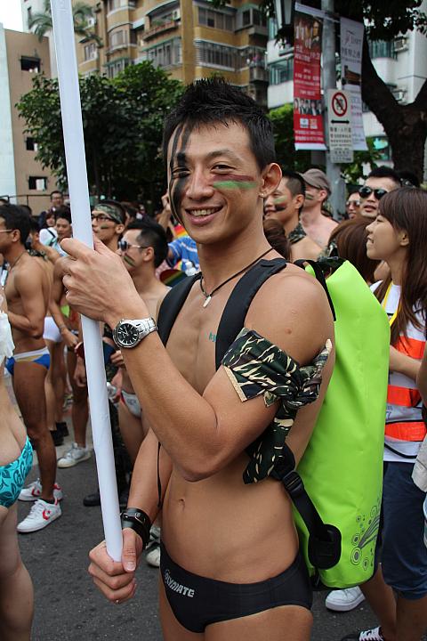 お天気もよかったからか、パレードは5万人に膨れ上がりました