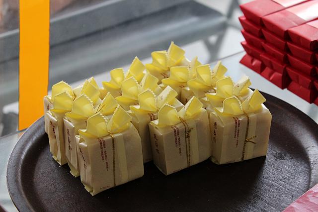 パイナップルケーキもあります