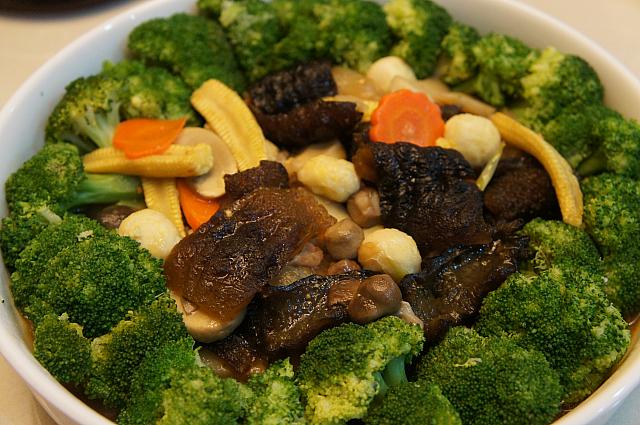 その他にもいっぱい豪華なお料理が並びました～