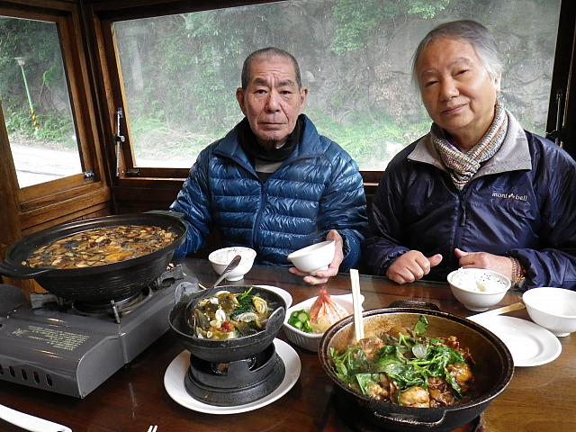「すごいご馳走なのにお値段お手ごろ」と父母、大喜び。