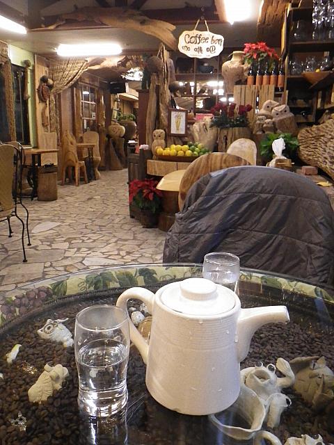 お水ではなく白湯。寒さへの気配りが嬉しい。