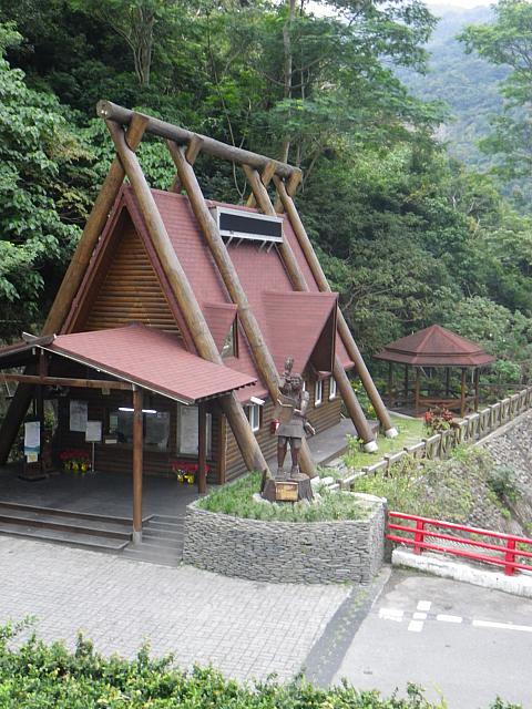 受付棟で名前を記入。
