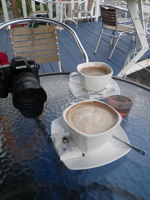 コーヒーはイタリア式。カプチーノが◎。