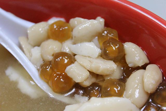 タピオカはモッチモチでピーナッツはちょっと固めの歯ごたえ満点！