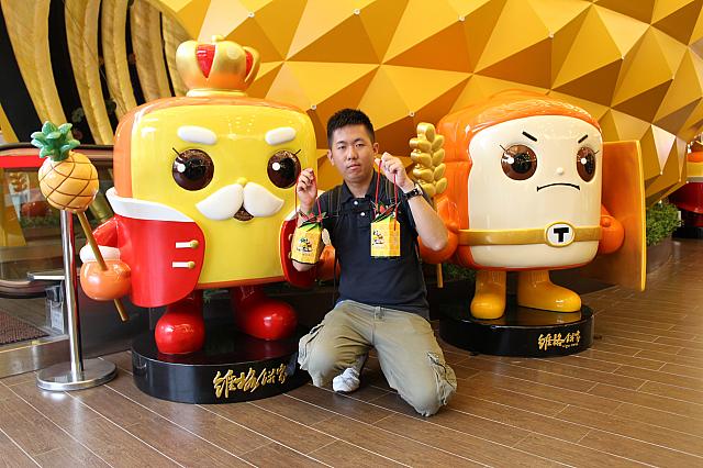 カメラマンに徹してくれた銭くんも記念写真をパチリ