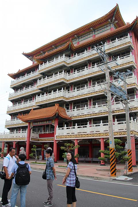 かなり立派な建物である王爺信仰文物館