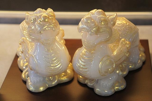 ミニ彫刻は販売中！