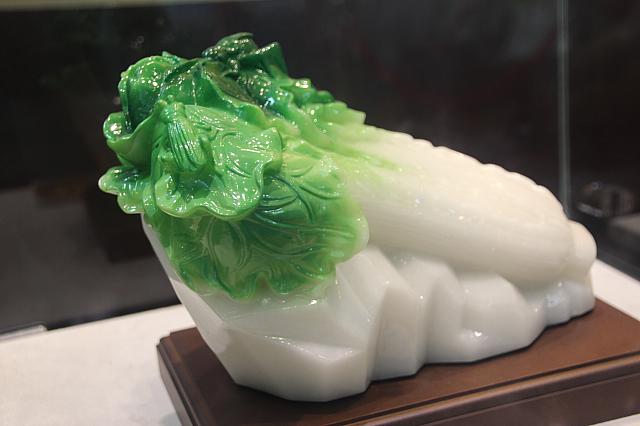 特設会場には塩で作った「翠玉白菜」