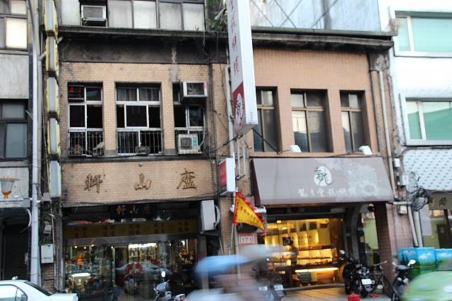 ひっそり滋味ですが、有名店です。