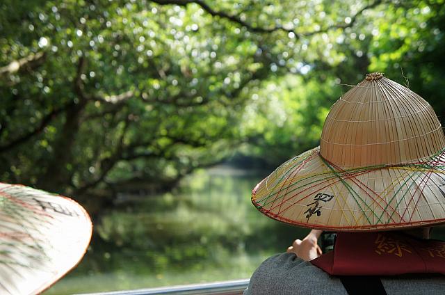 コツは一番前に座ることです。そうしないとナビみたいに、前の人の頭ばかり見るはめに・・・＞＜
